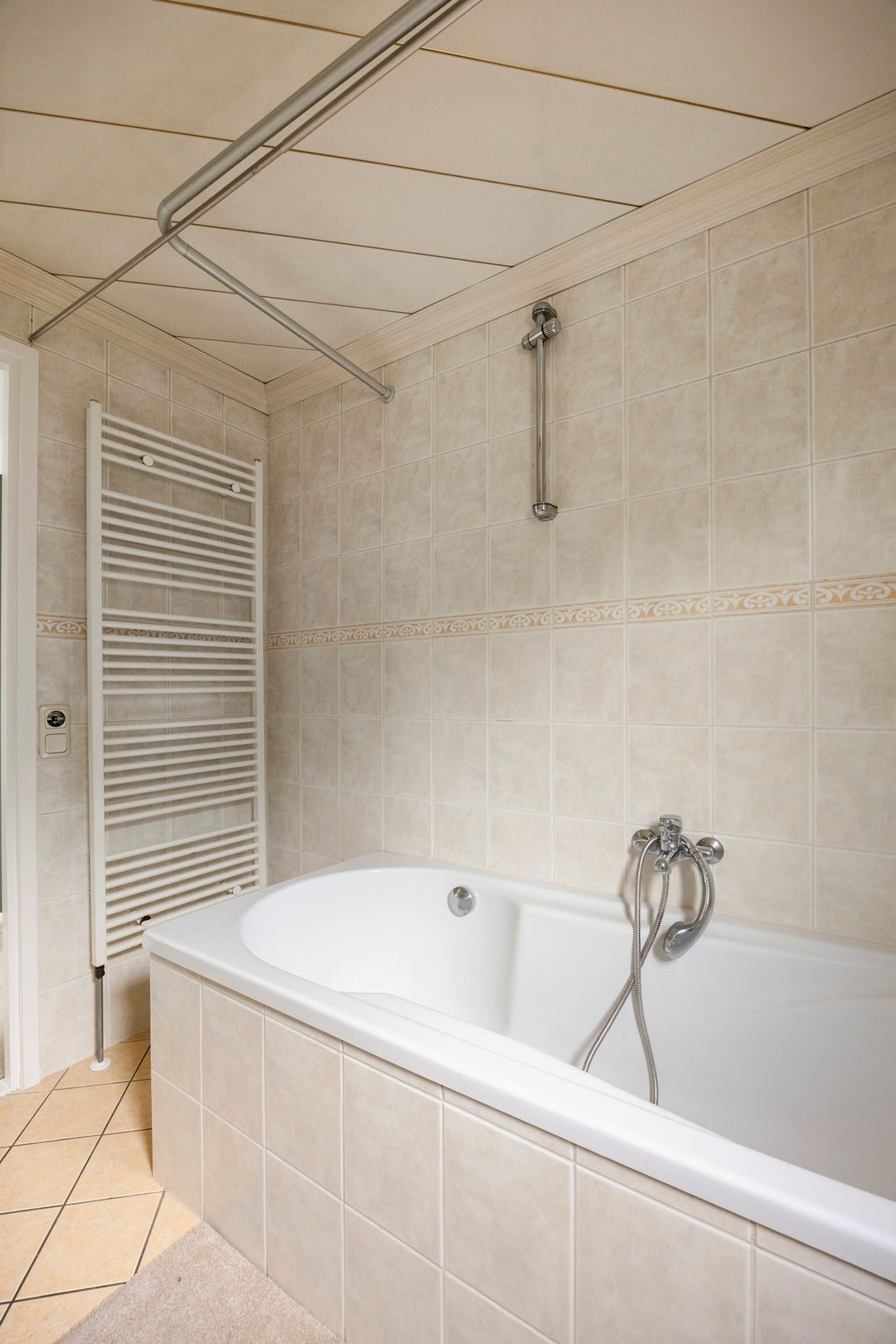 Photo 26 of Apeldoornsestraat 48-128