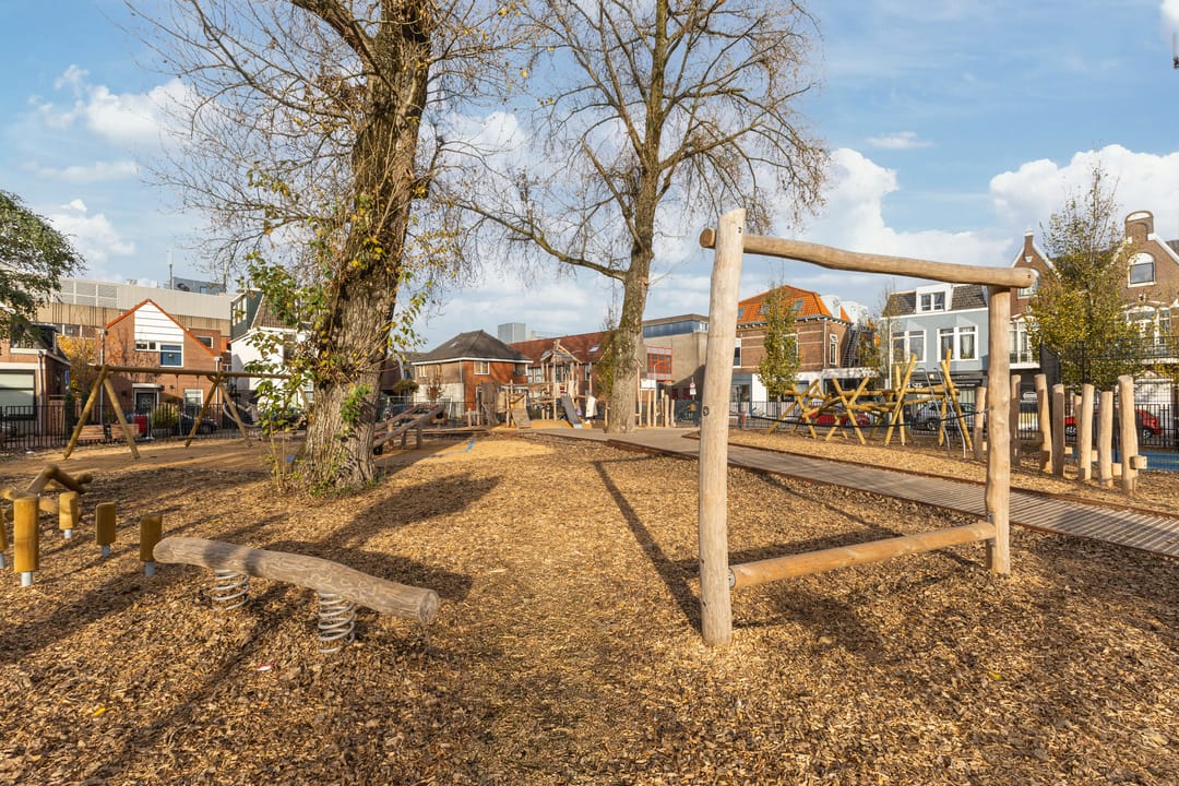 Foto 32 van Tolstoistraat 44