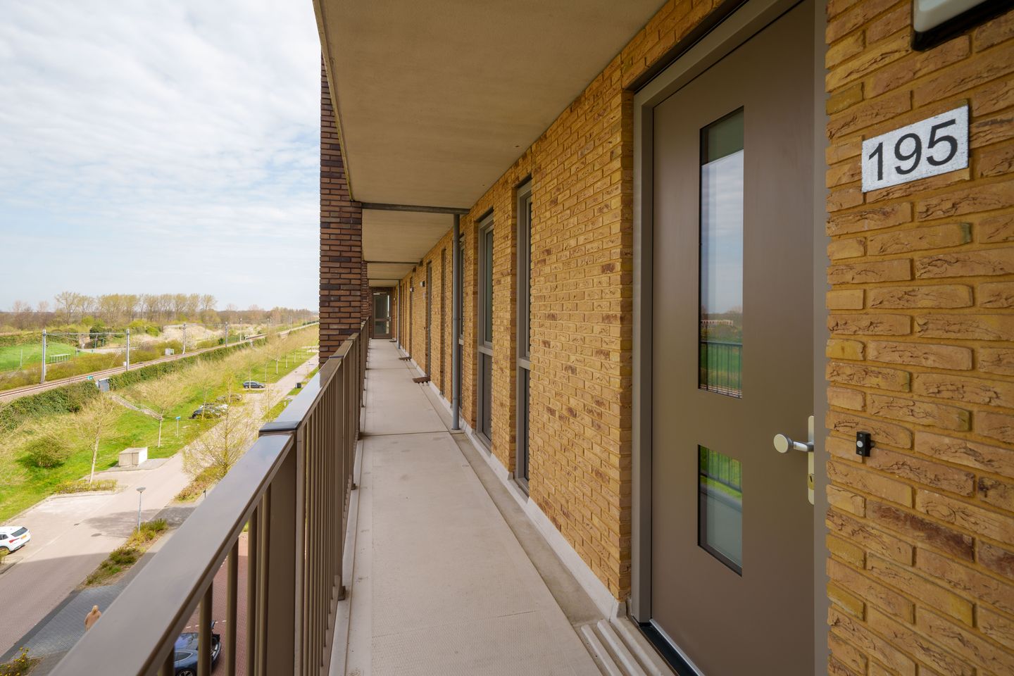 Foto 10 van Tempo Doeloestraat 195