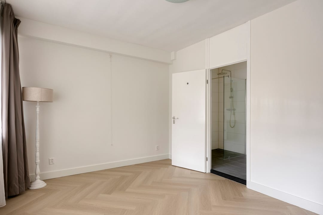 Photo 16 of Waalsdorperweg 345