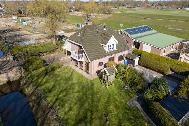 Foto 2 van Molenweg 7