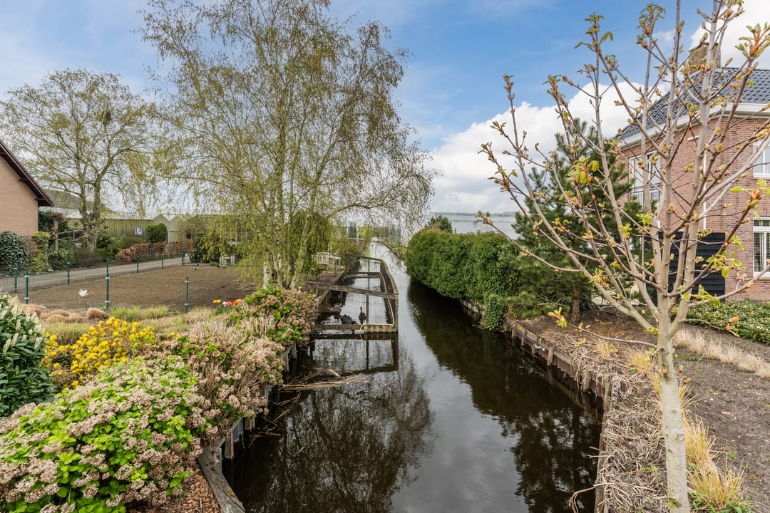 Foto 52 van Burgemeester Smitweg 42