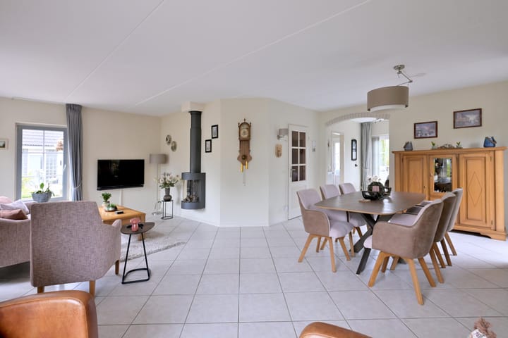 Foto 3 van Rhiender Es 1