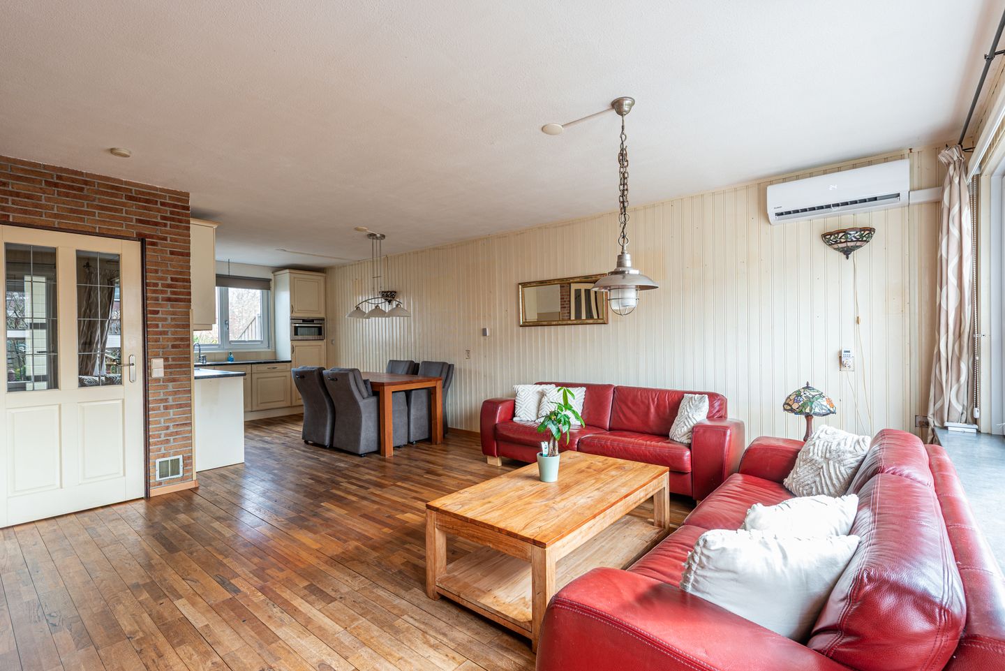 Photo 4 of Petmolenstraat 17