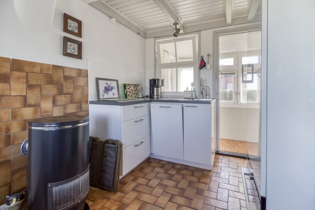 Photo 11 of Sluissestraat 73