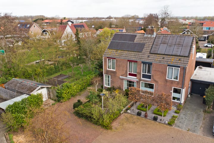 Photo 2 of Bernhardstraat 51