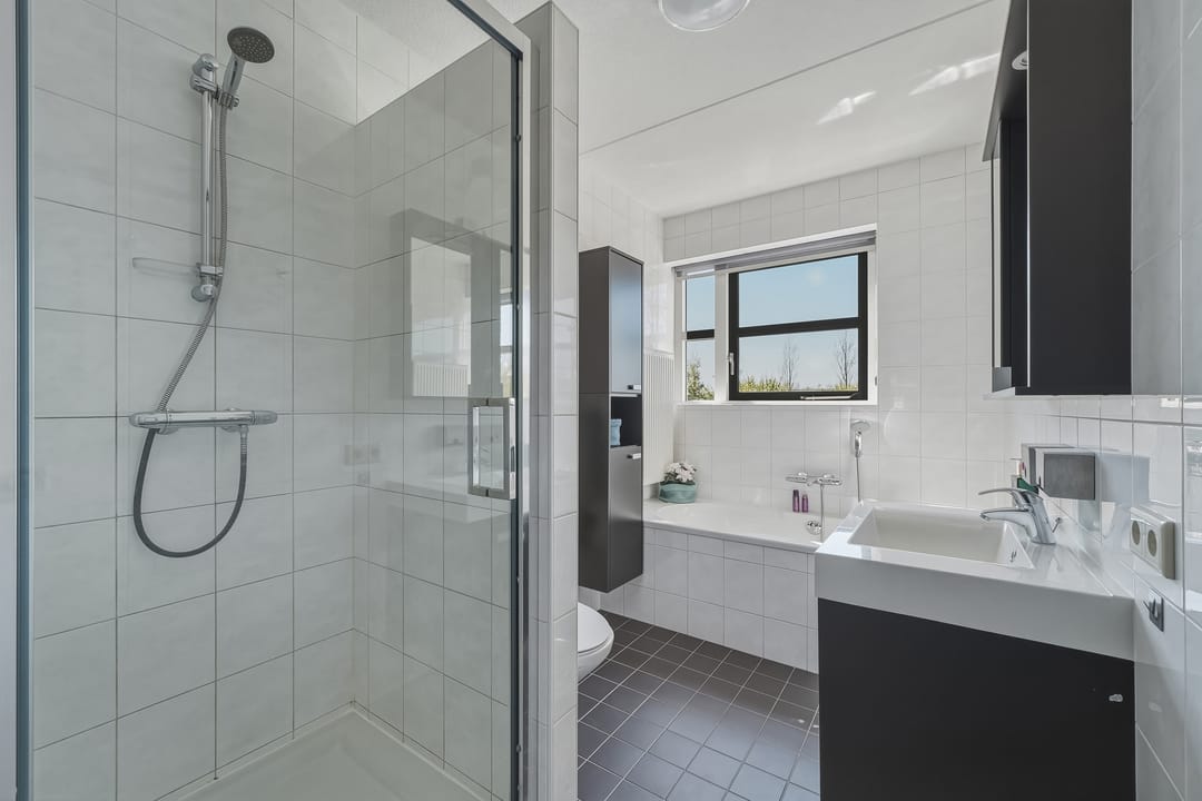 Photo 17 of Robert Johnsonstraat 33