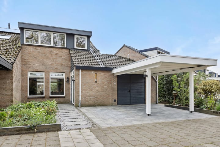 Schoutstraat 24