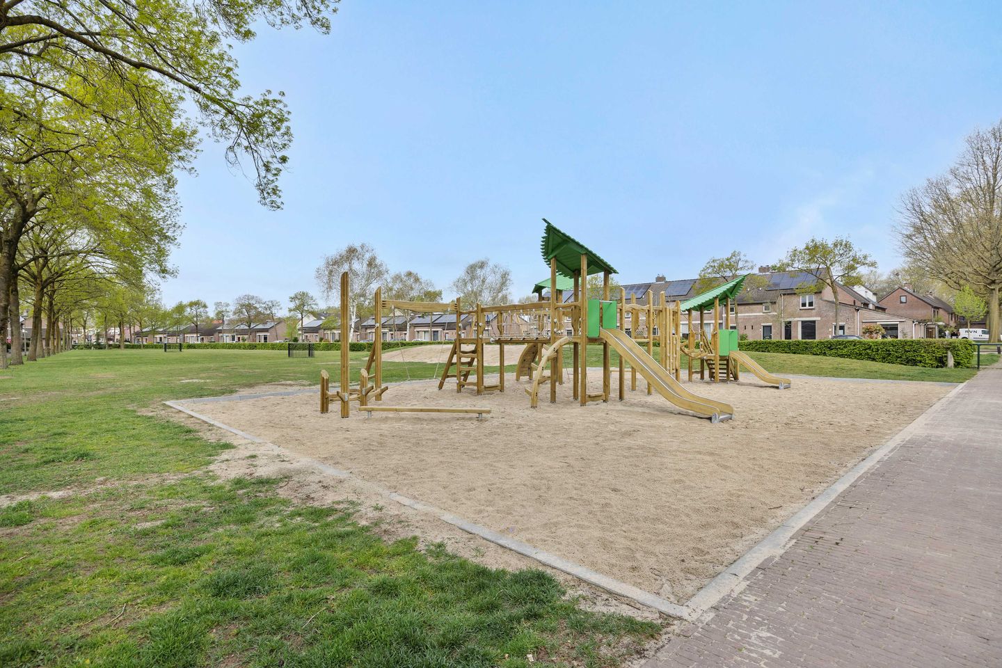 Foto 44 van Schoutstraat 24