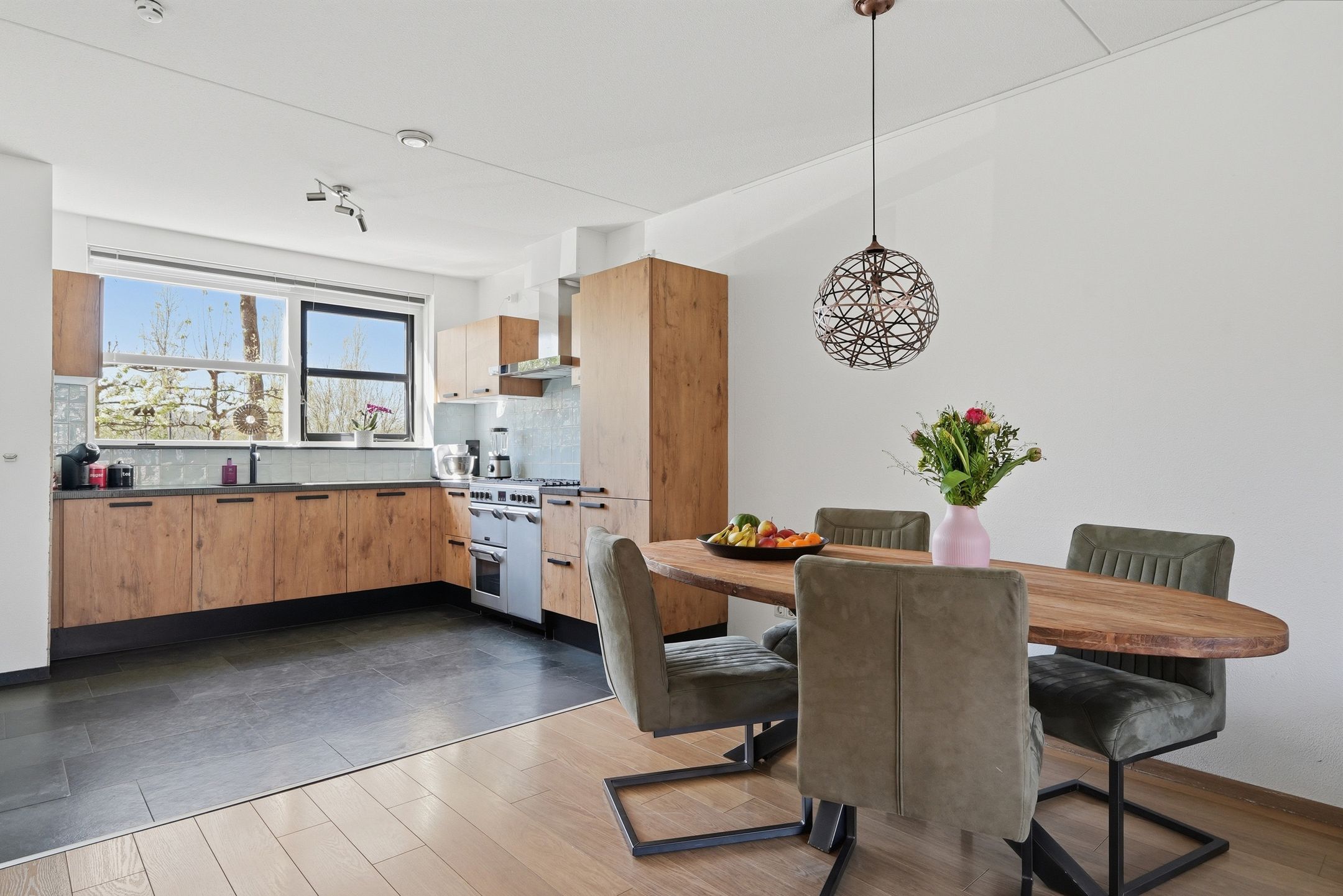 Photo 3 of Robert Johnsonstraat 33