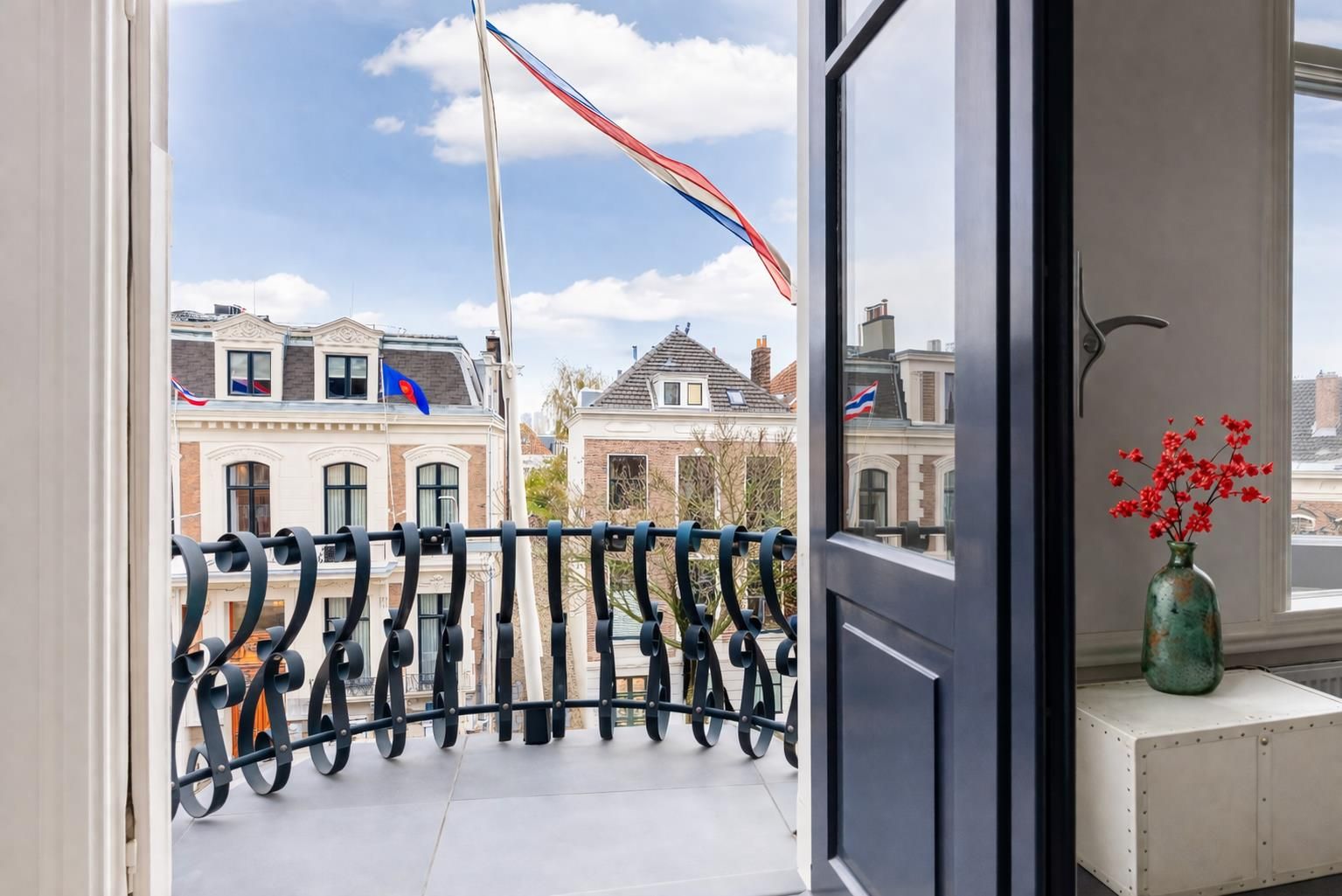 Photo 27 of Laan Copes van Cattenburch 72