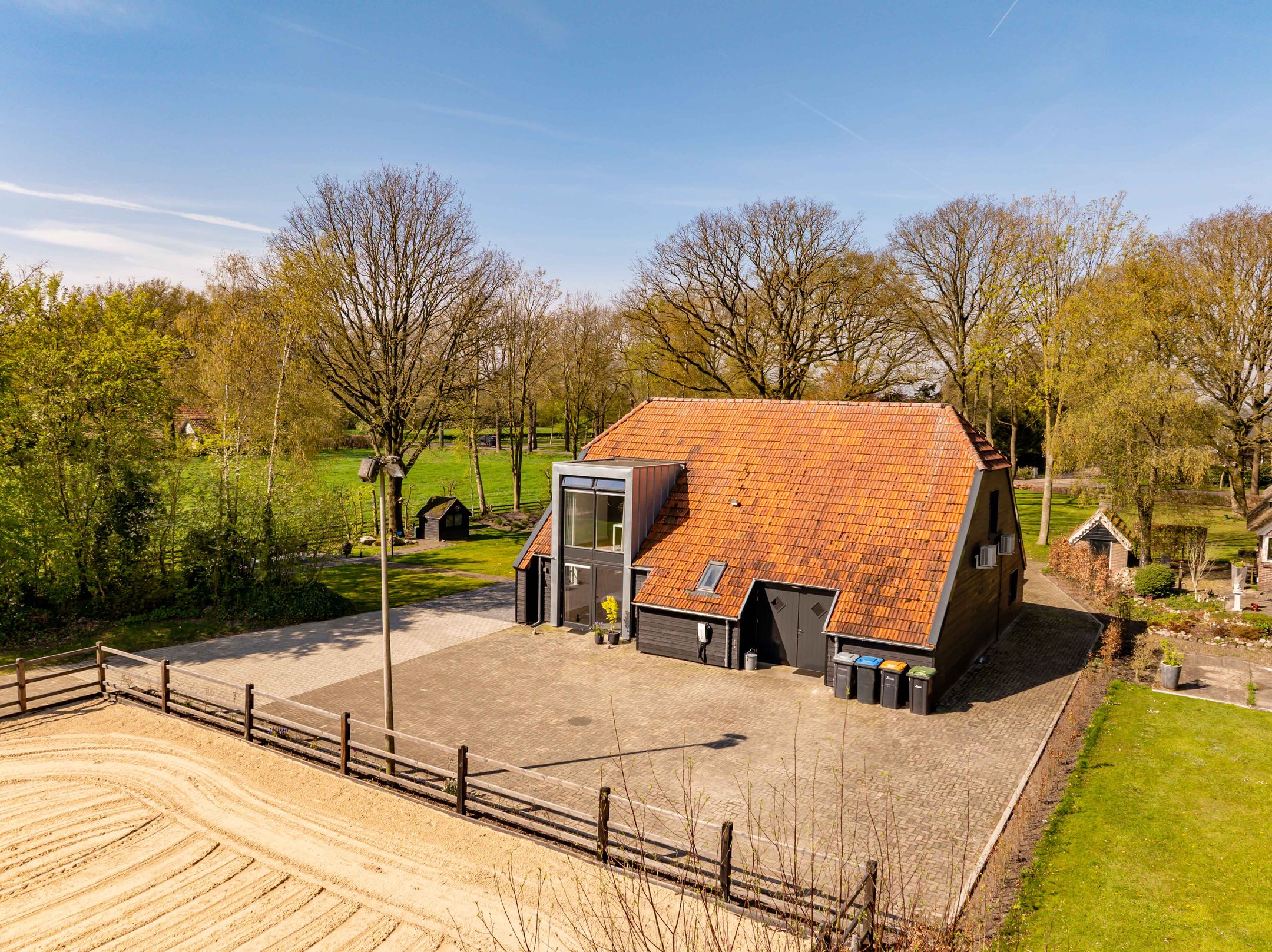 Foto 78 van Burgemeester Jansstraat 23-A