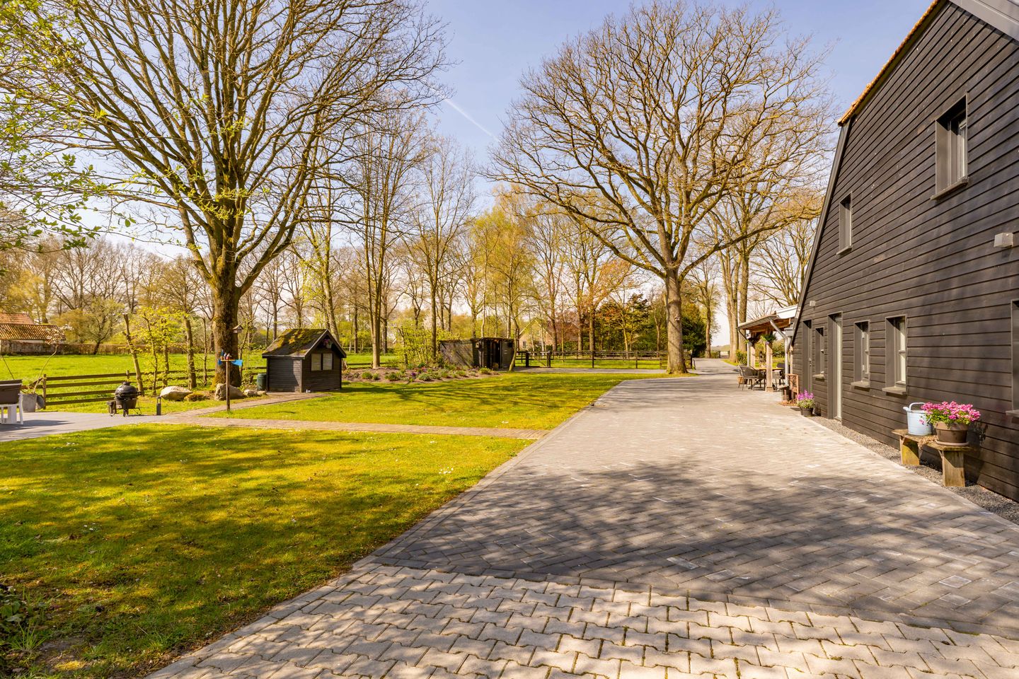 Foto 80 van Burgemeester Jansstraat 23-A