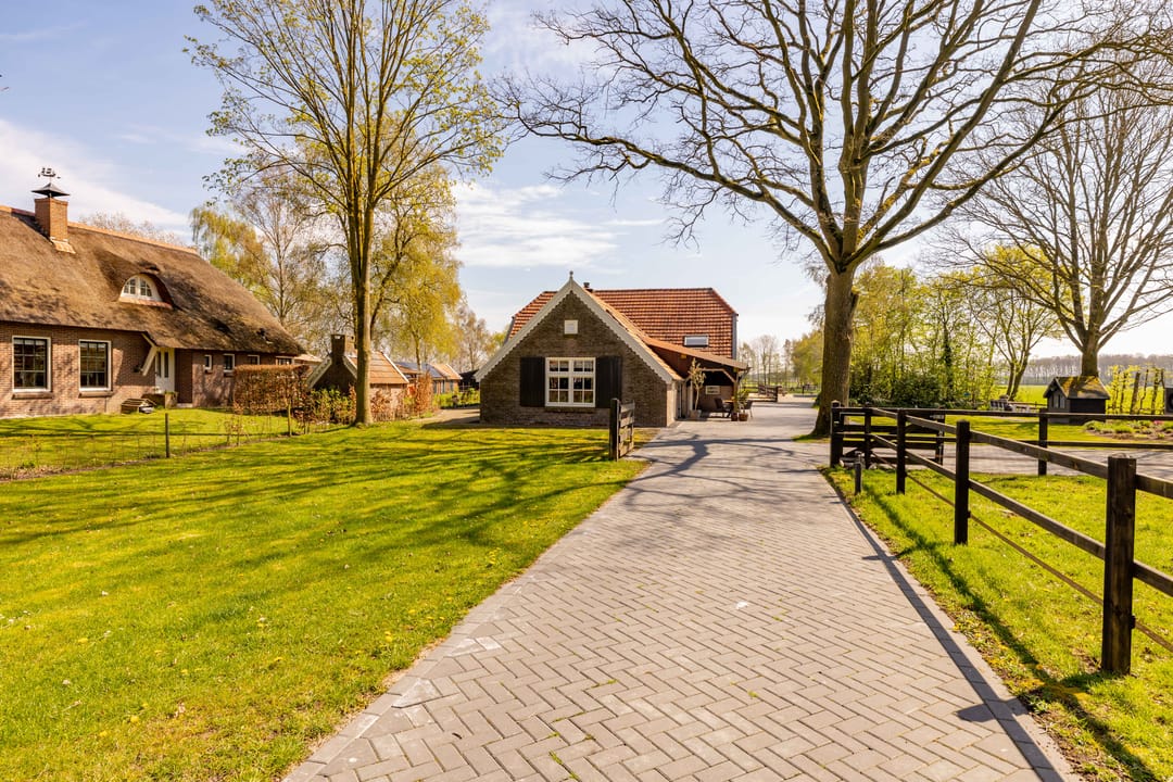 Foto 91 van Burgemeester Jansstraat 23-A