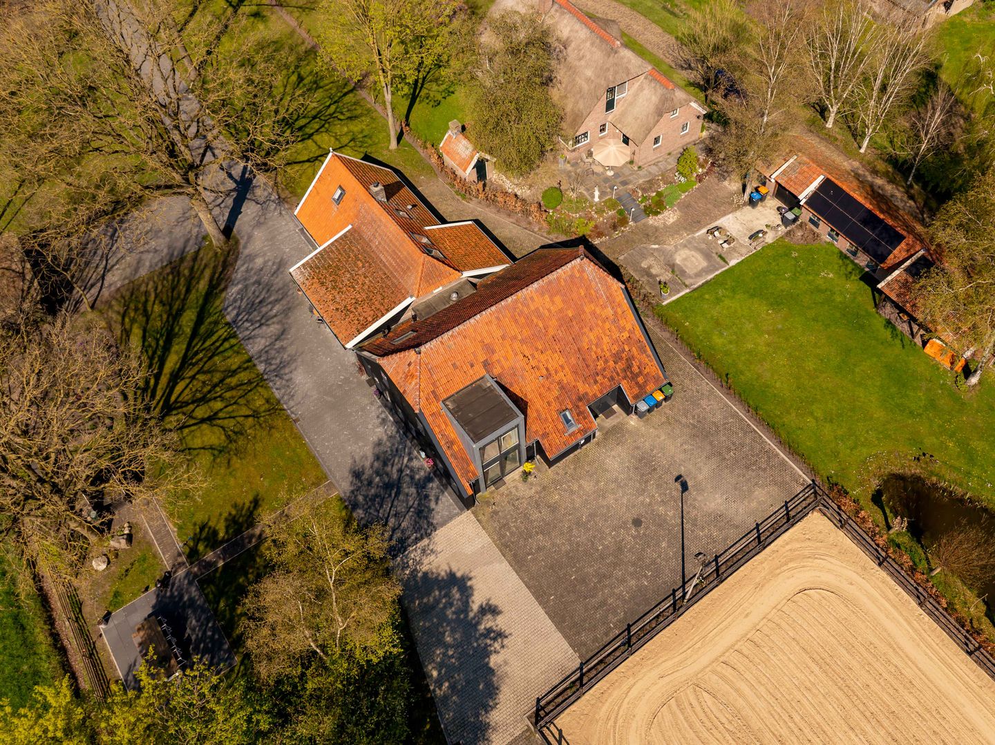 Foto 95 van Burgemeester Jansstraat 23-A