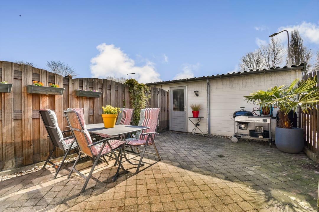 Photo 7 of Castor 25