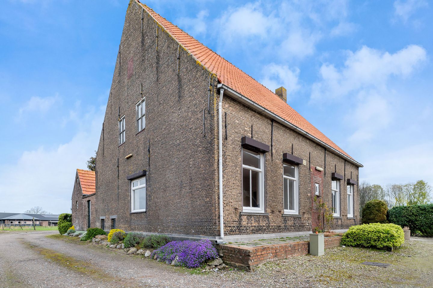 Photo 5 of Roosendaalsebaan 86