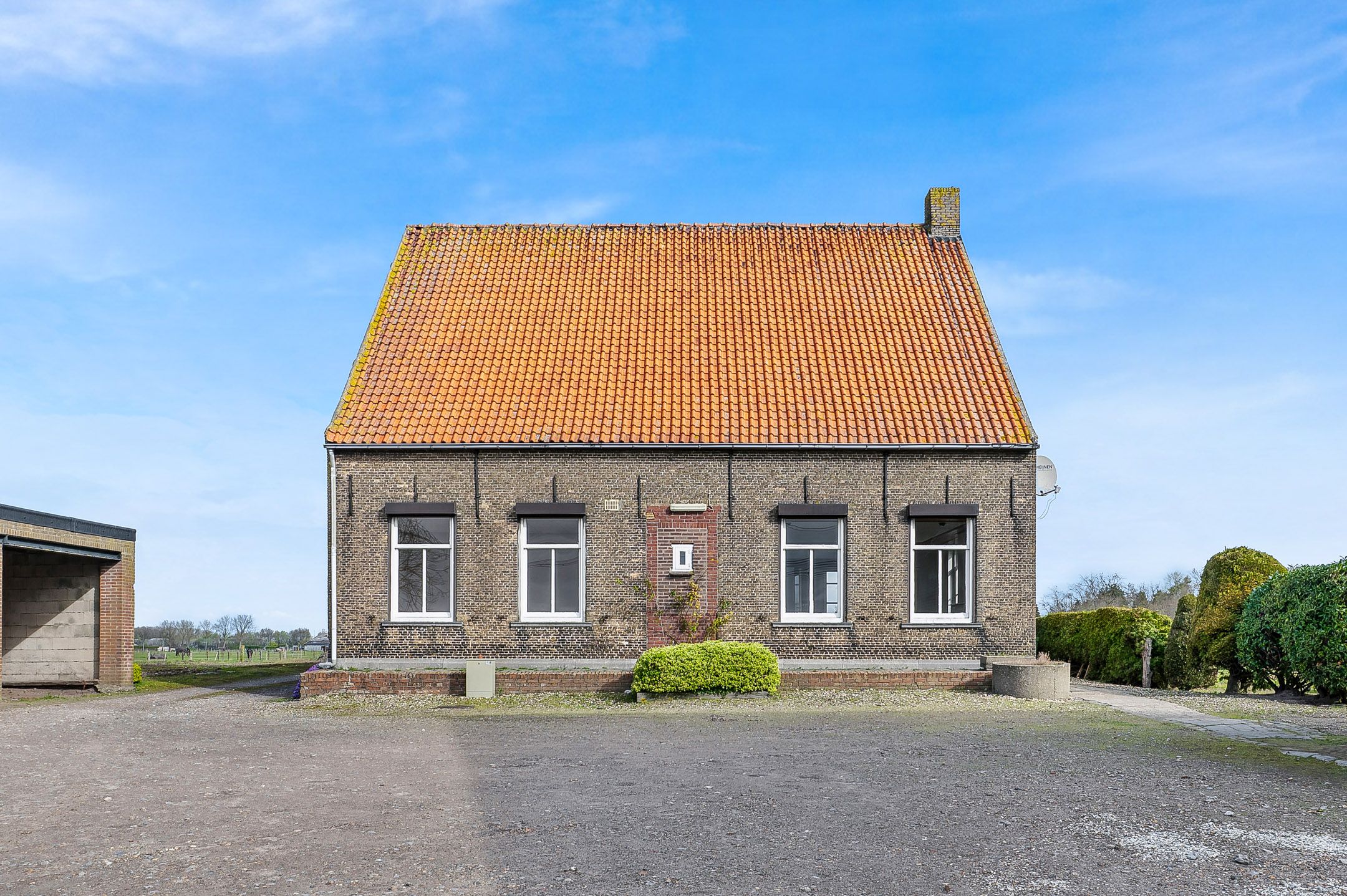 Photo 6 of Roosendaalsebaan 86