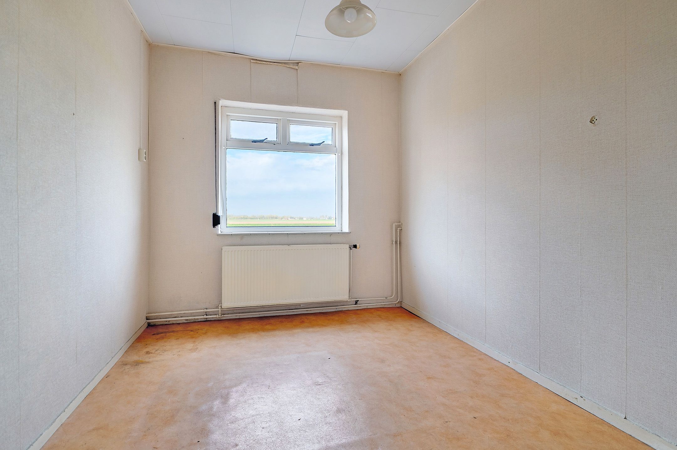 Photo 15 of Roosendaalsebaan 86