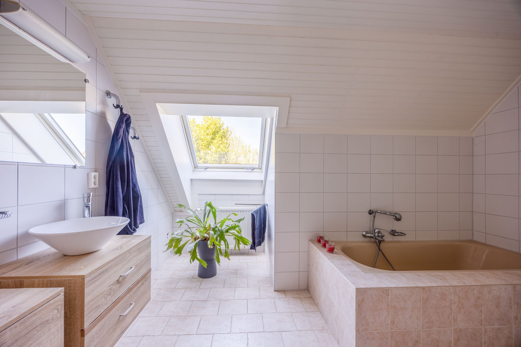 Photo 48 of Bredeweg 88-A