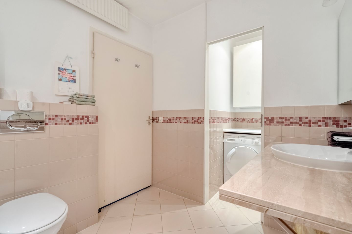 Spacious 6-room apartment in Benoordenhout with two bathrooms and garage — 14