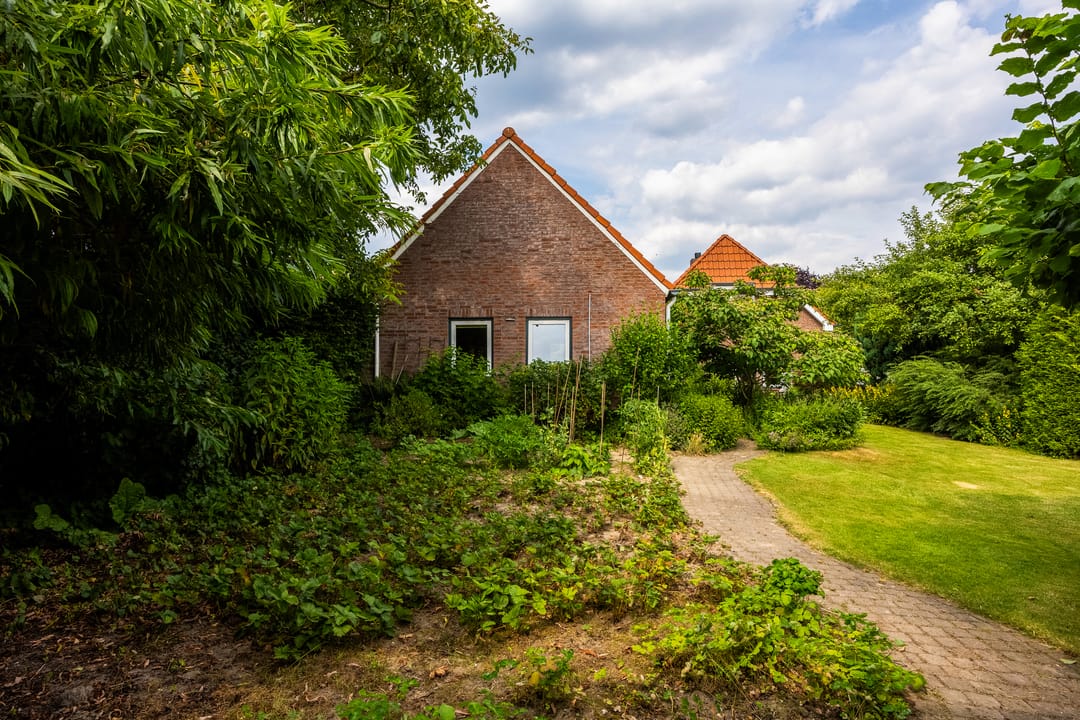 Photo 77 of Bredeweg 88-A