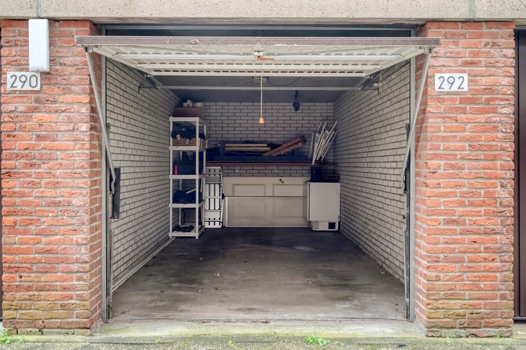 Spacious 6-room apartment in Benoordenhout with two bathrooms and garage — 22