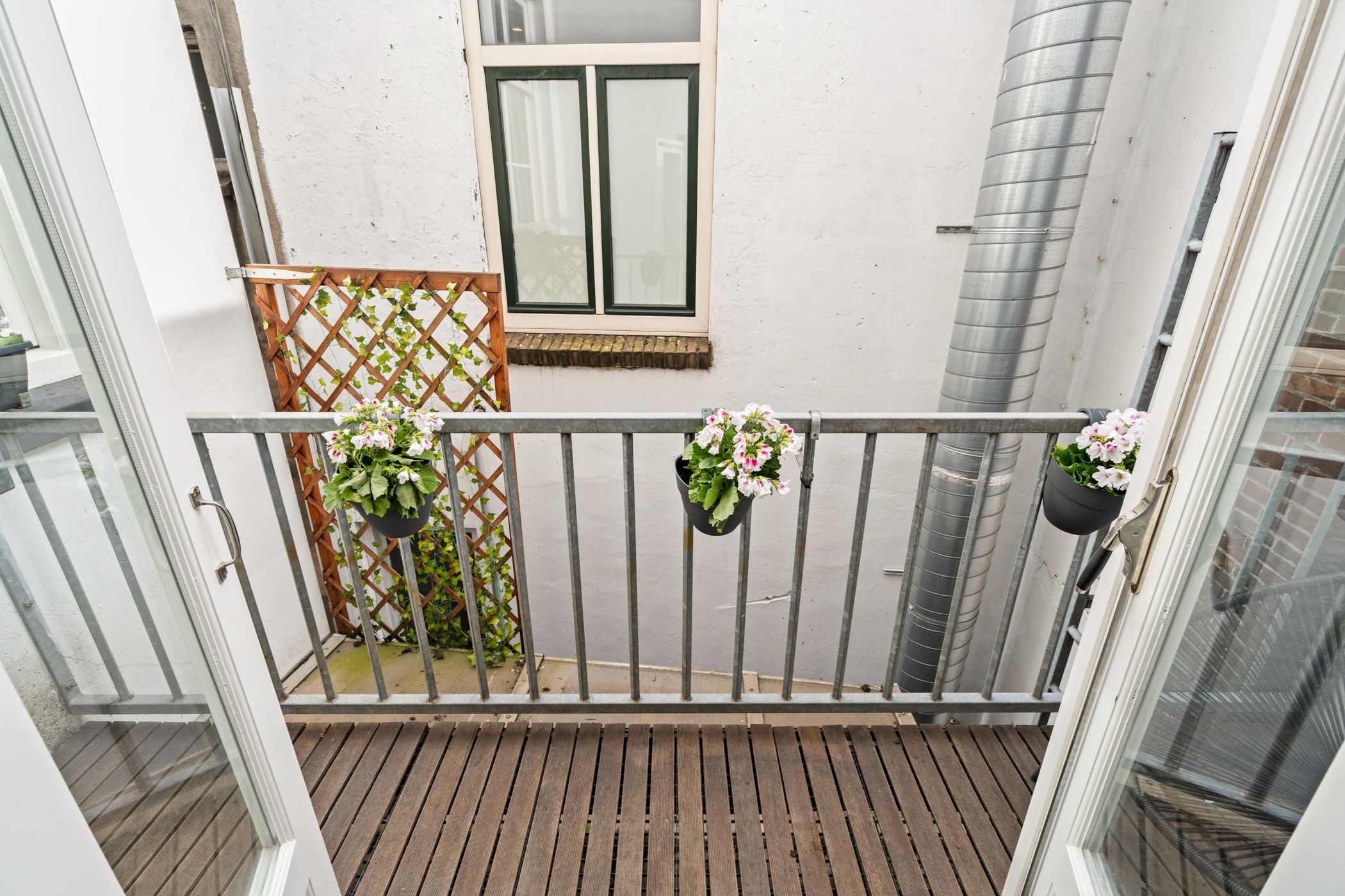 Photo 30 of Voorstraat 15-B