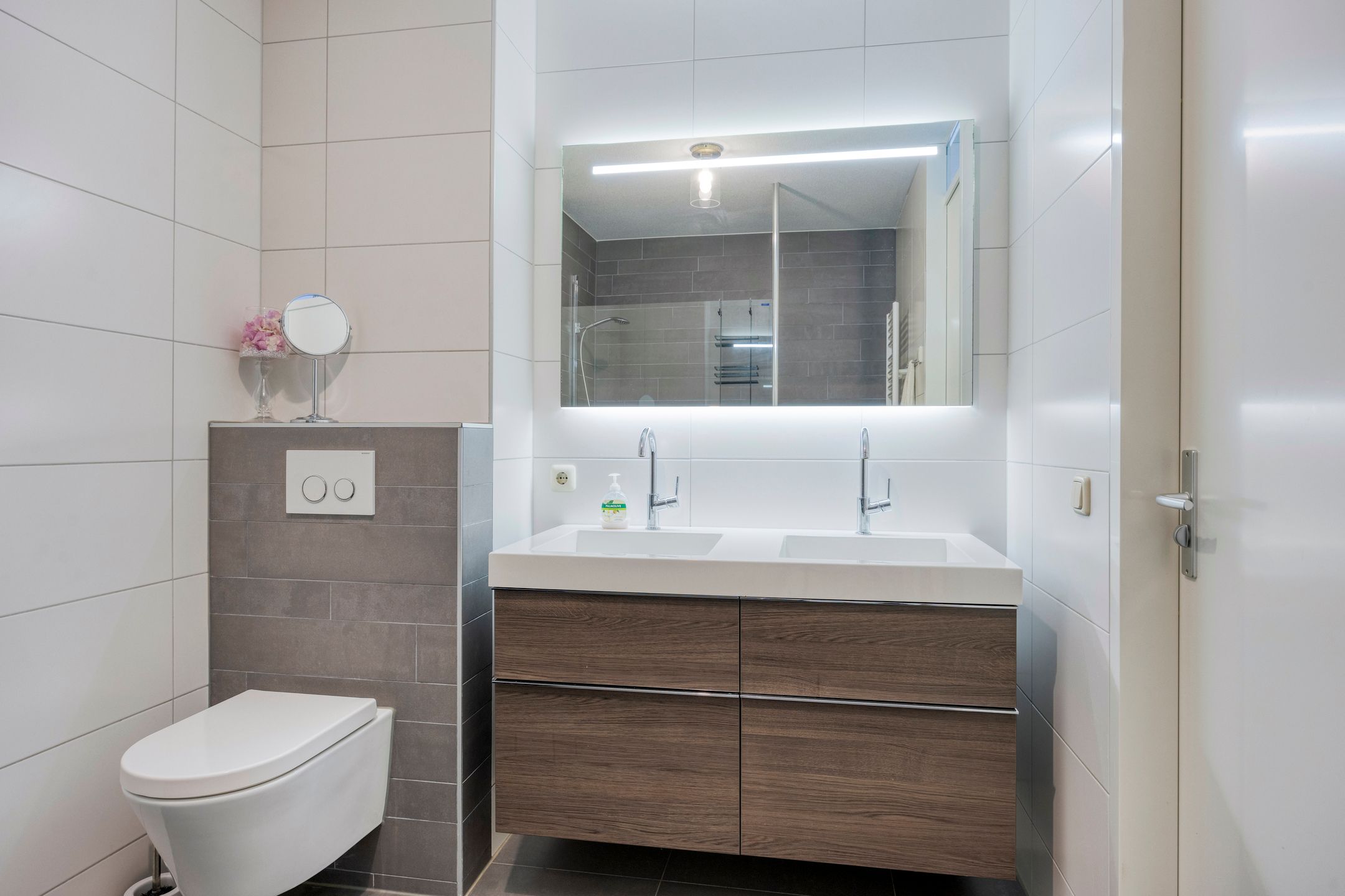 Foto 21 van Schadewijkstraat 79