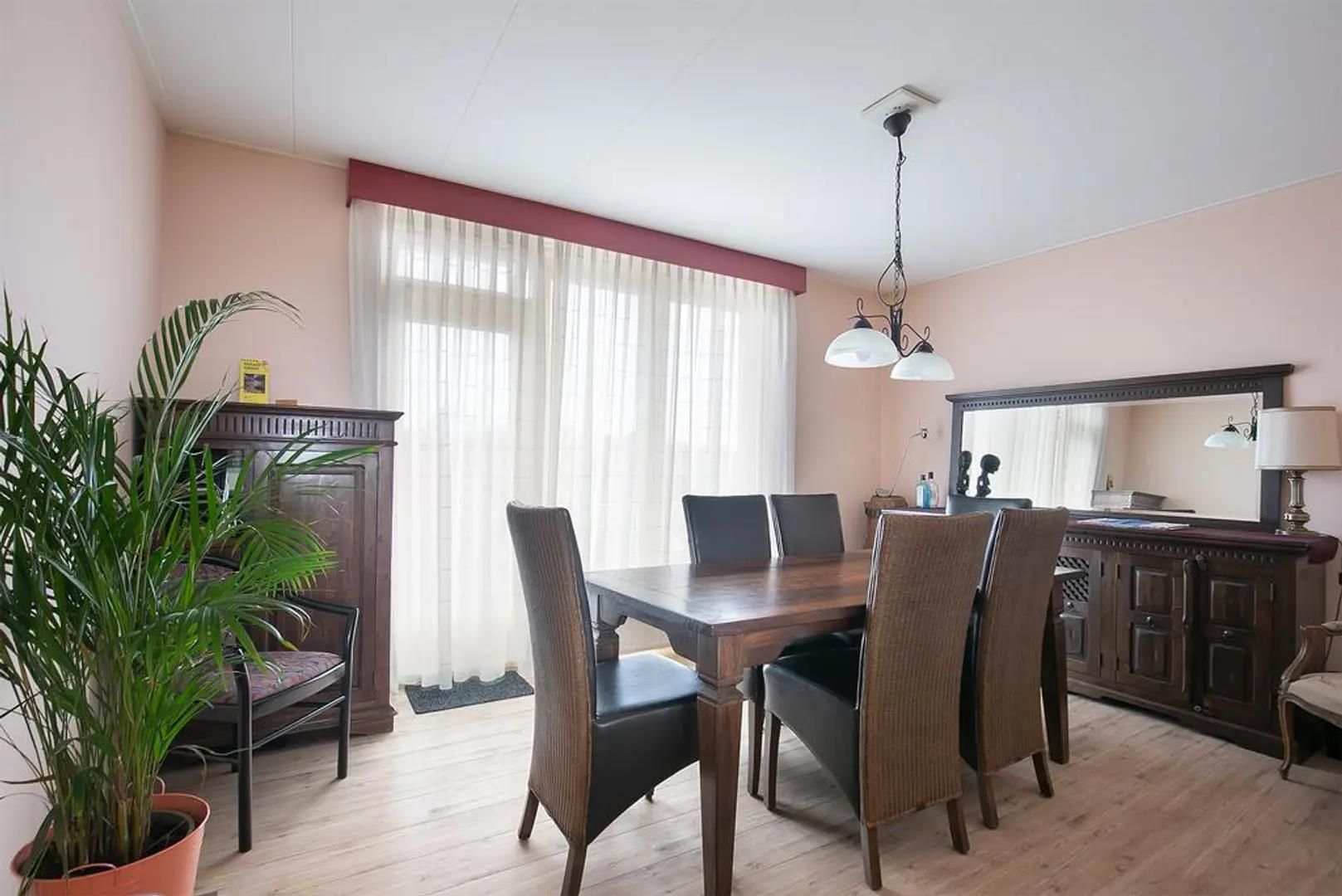 Foto 9 van Boulevard De Ruyter 98