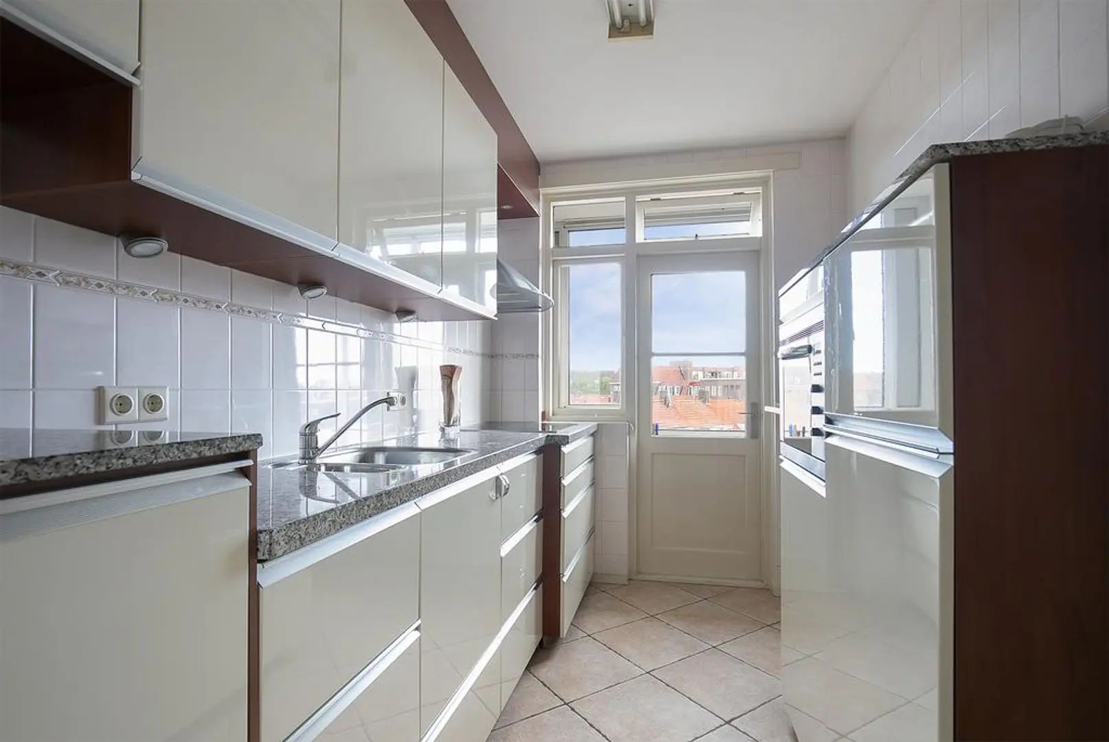 Foto 12 van Boulevard De Ruyter 98