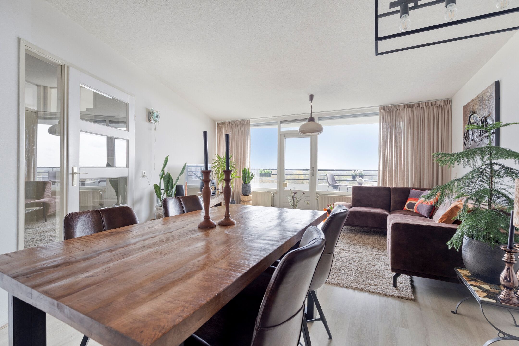 Foto 15 van Tine van Dethstraat 61