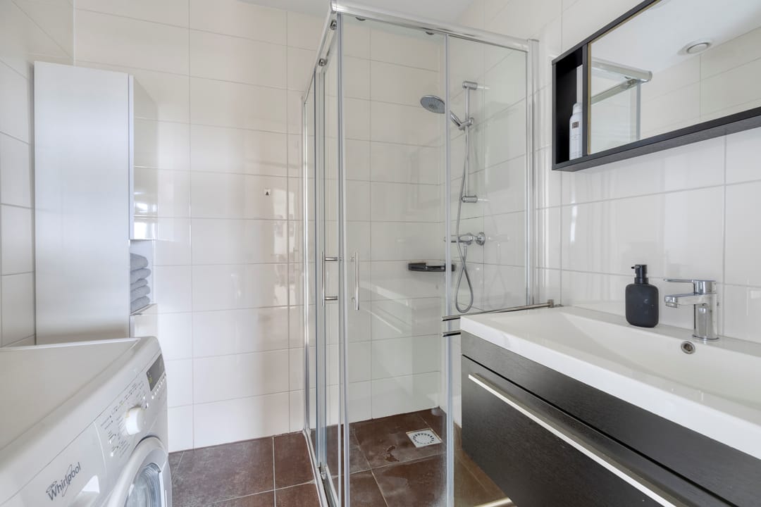 Foto 22 van Tine van Dethstraat 61