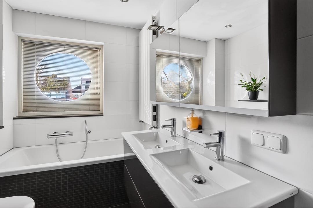 Foto 26 van Donkervoort 29