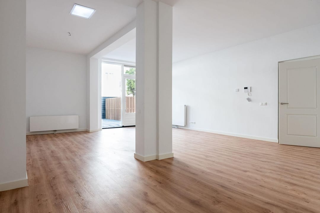 Photo 2 of De Perponcherstraat 99-E