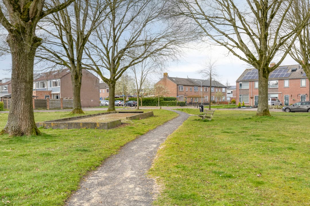 Foto 38 van Schoolstraat 19