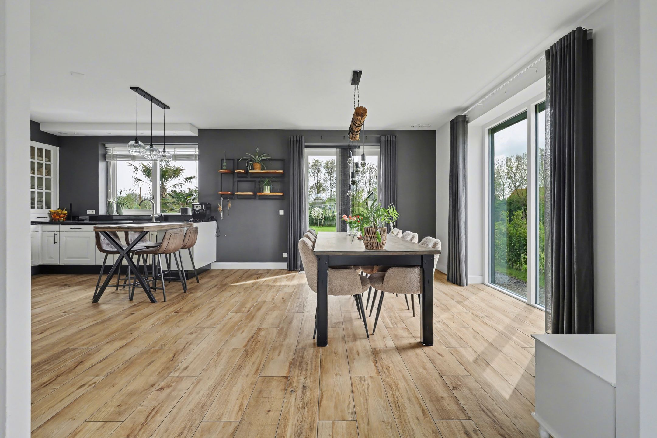 Photo 15 of Lijnbaan 12