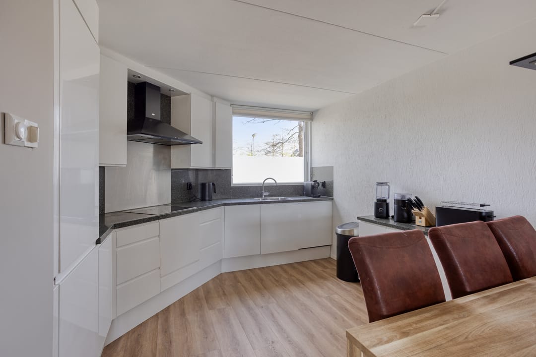 Photo 13 of Botertonstraat 25