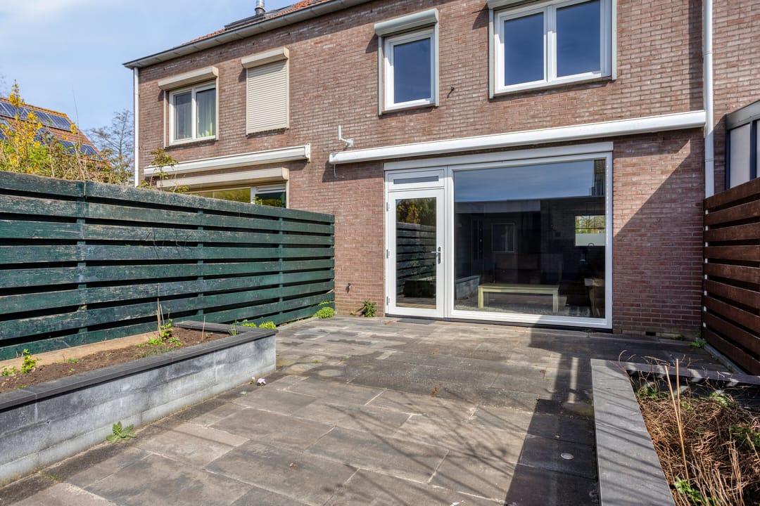 Photo 28 of Botertonstraat 25