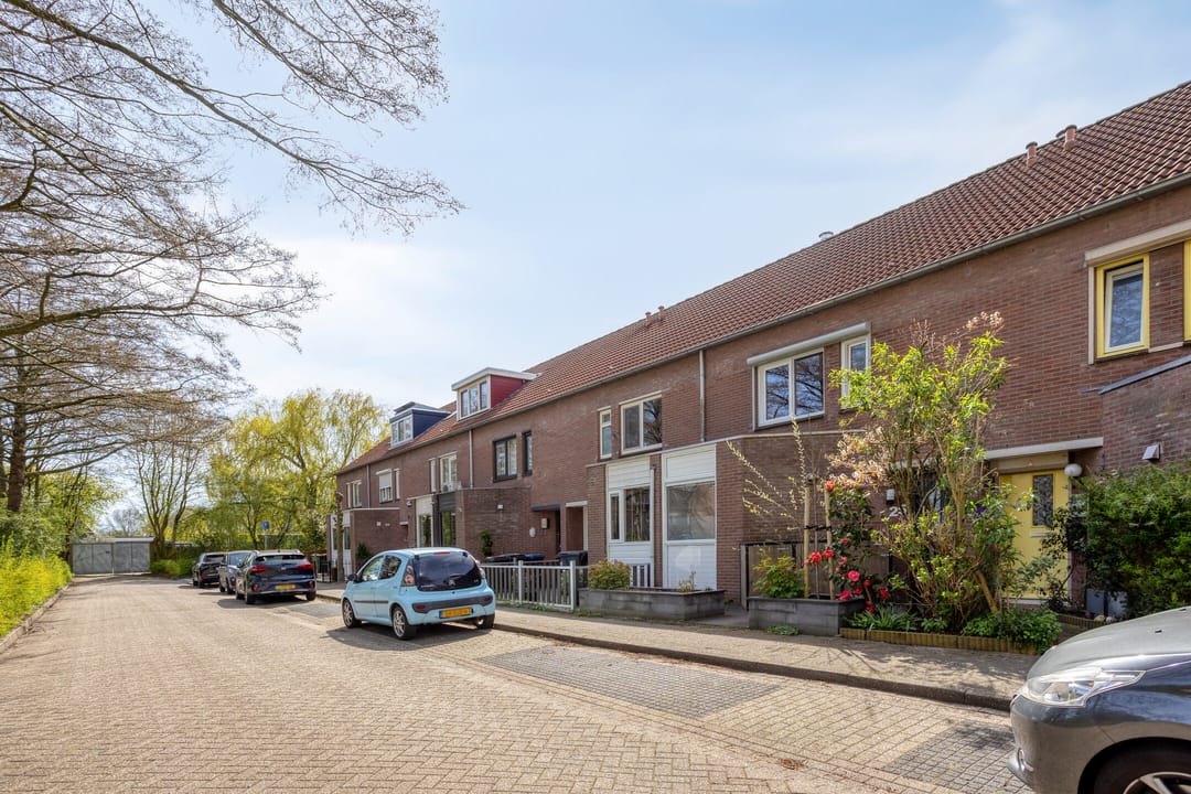 Photo 7 of Botertonstraat 25