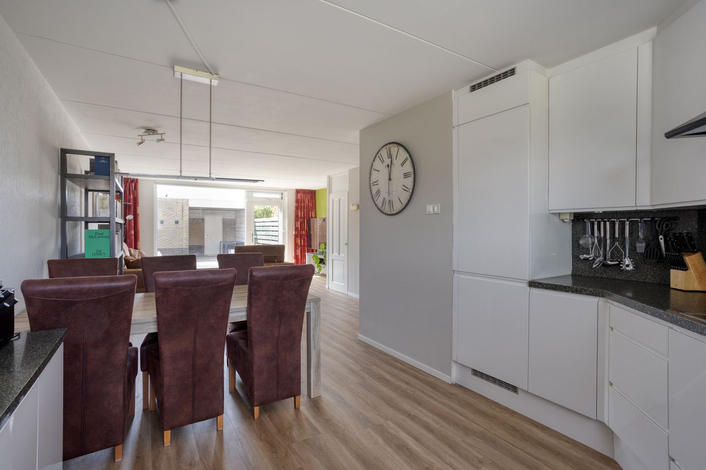 Photo 14 of Botertonstraat 25