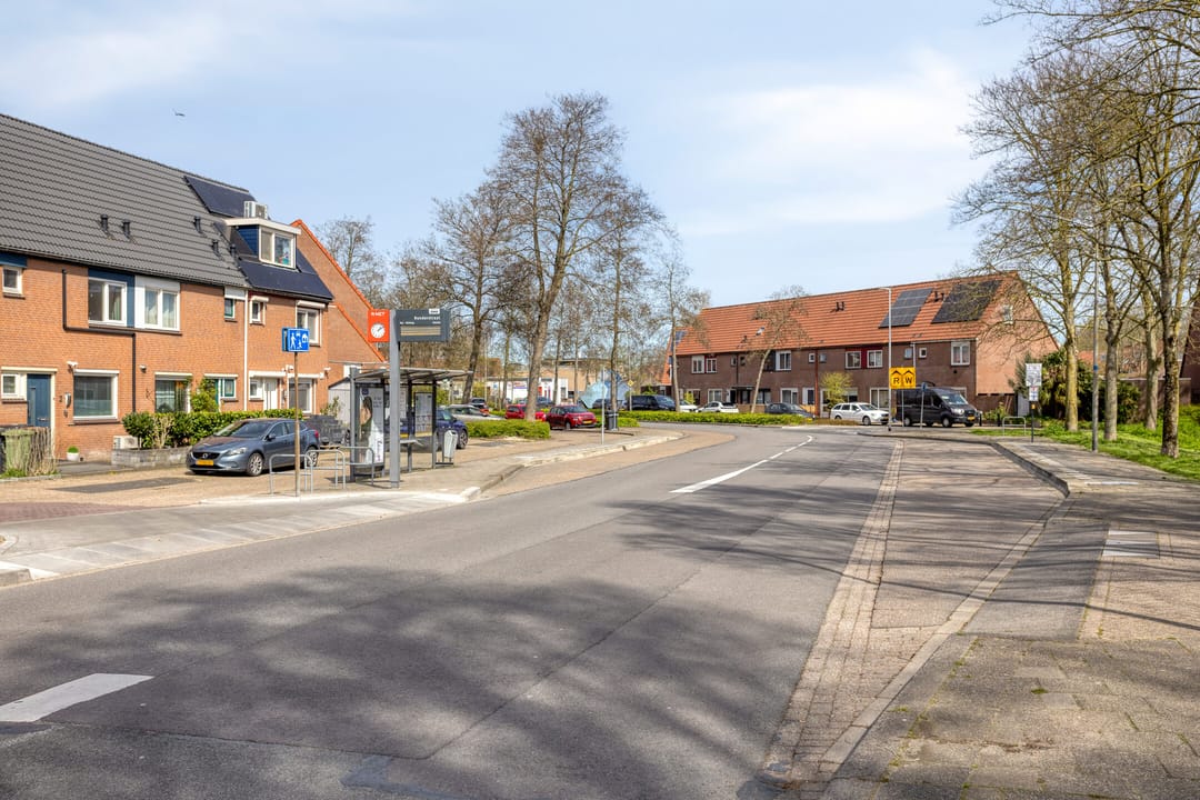 Photo 32 of Botertonstraat 25