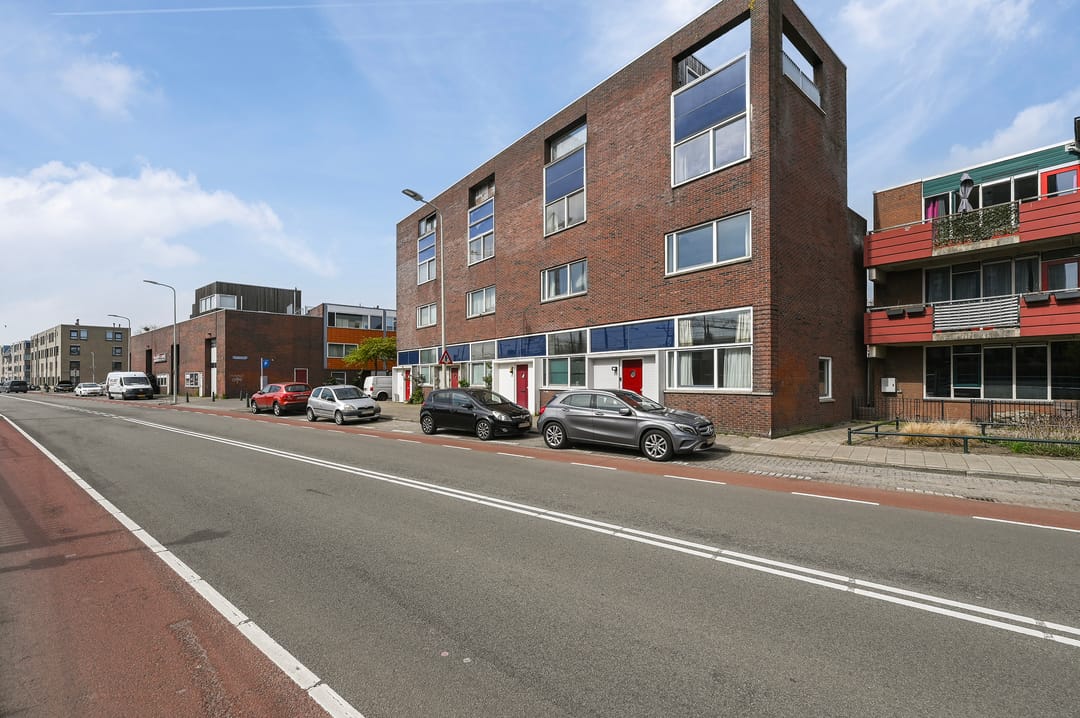 Photo 2 of Parallelweg 59