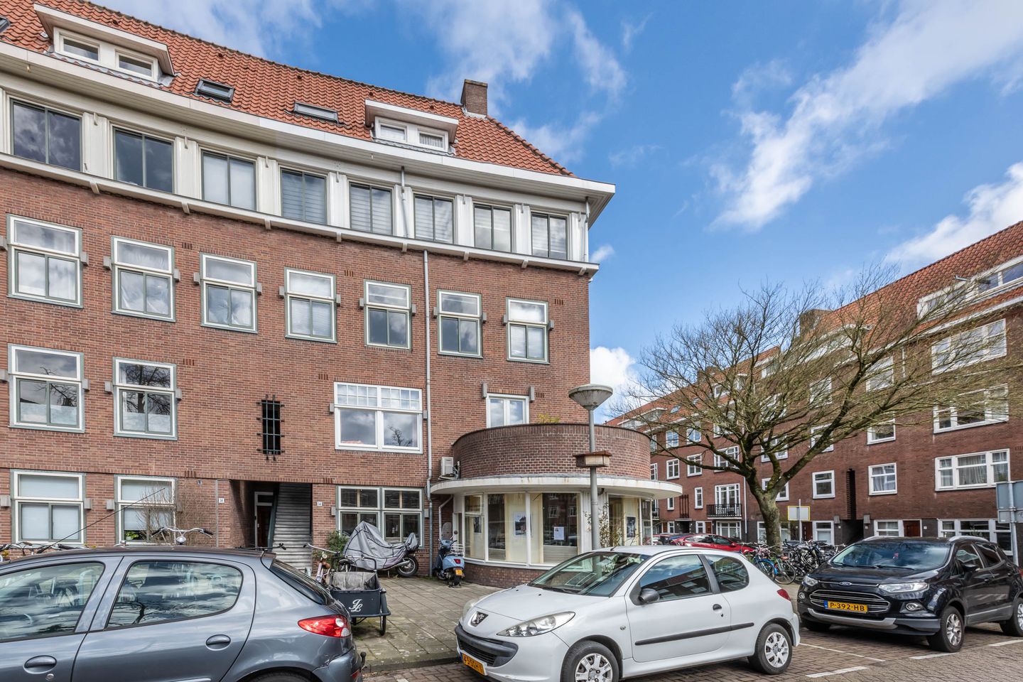 Bekijk foto 3 van Bonairestraat 1