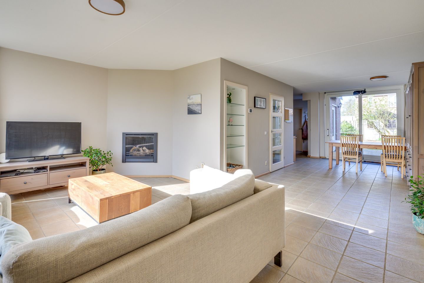 Foto 10 van Opperstehei 8