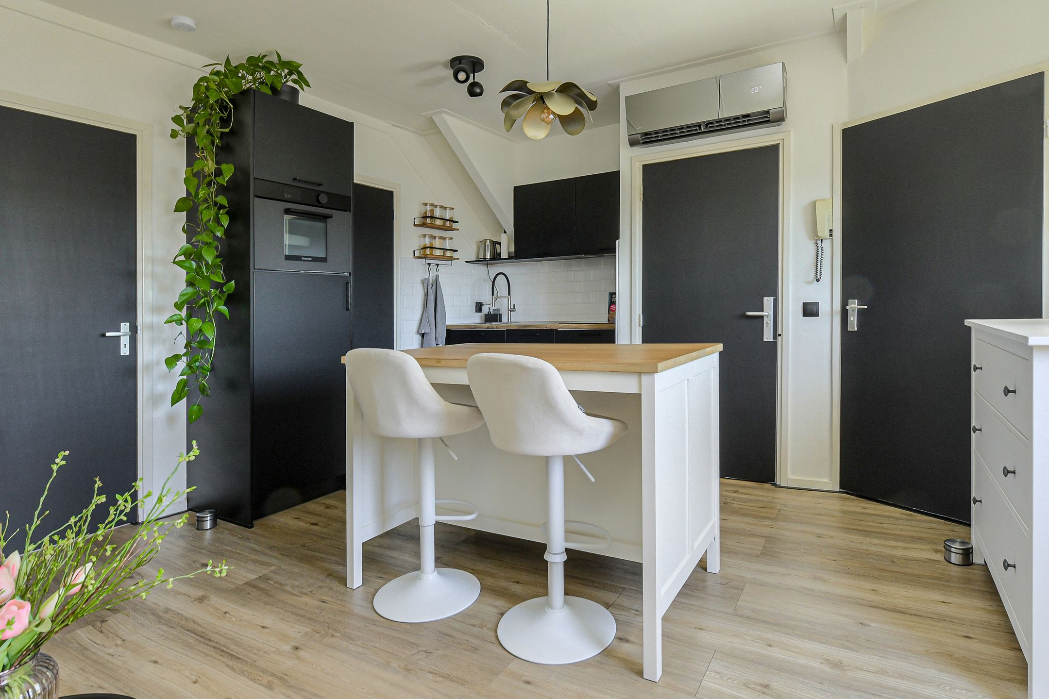 Foto 3 van Schoolstraat 6-D