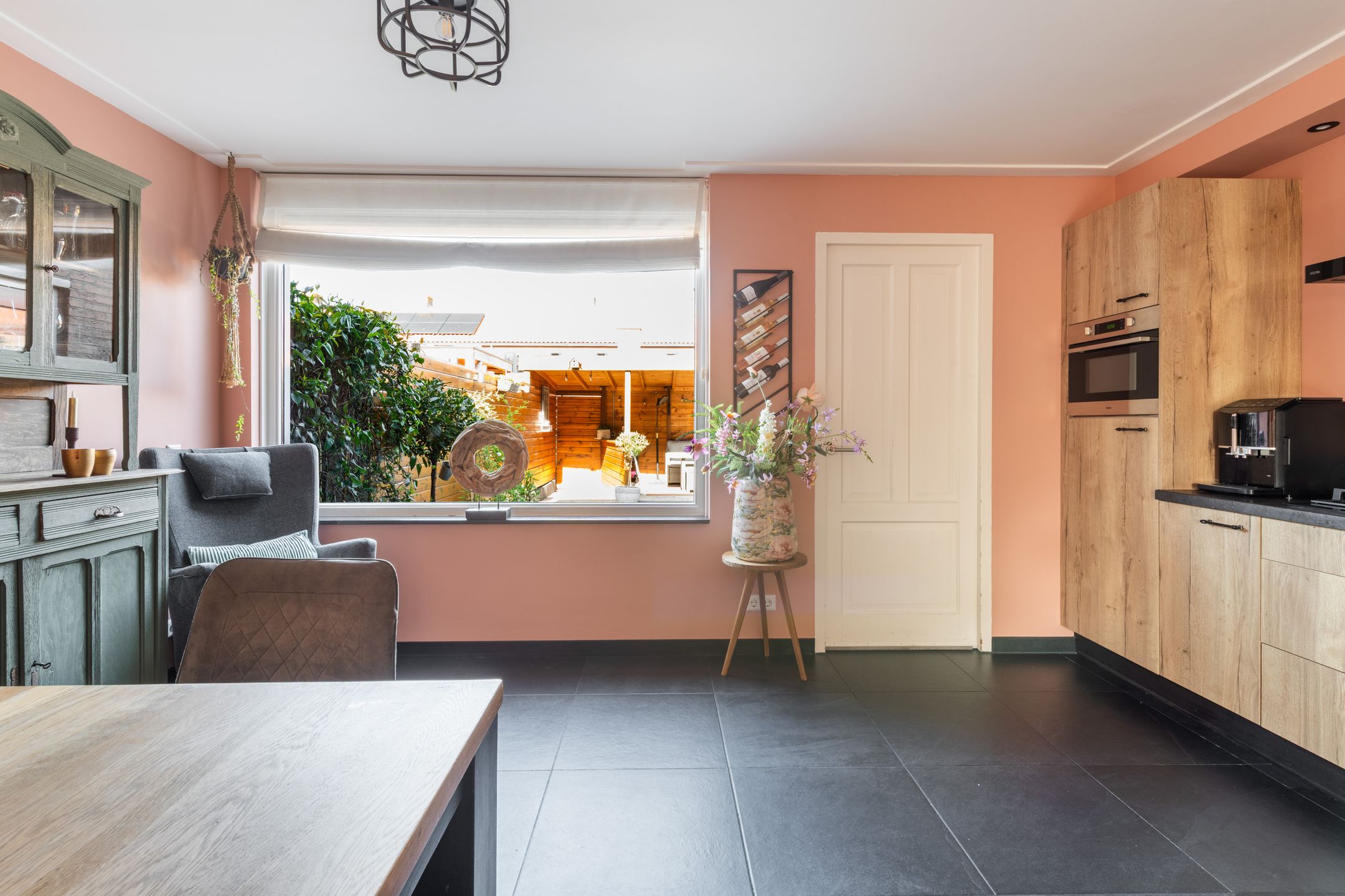 Photo 15 of Van Vianenhof 12