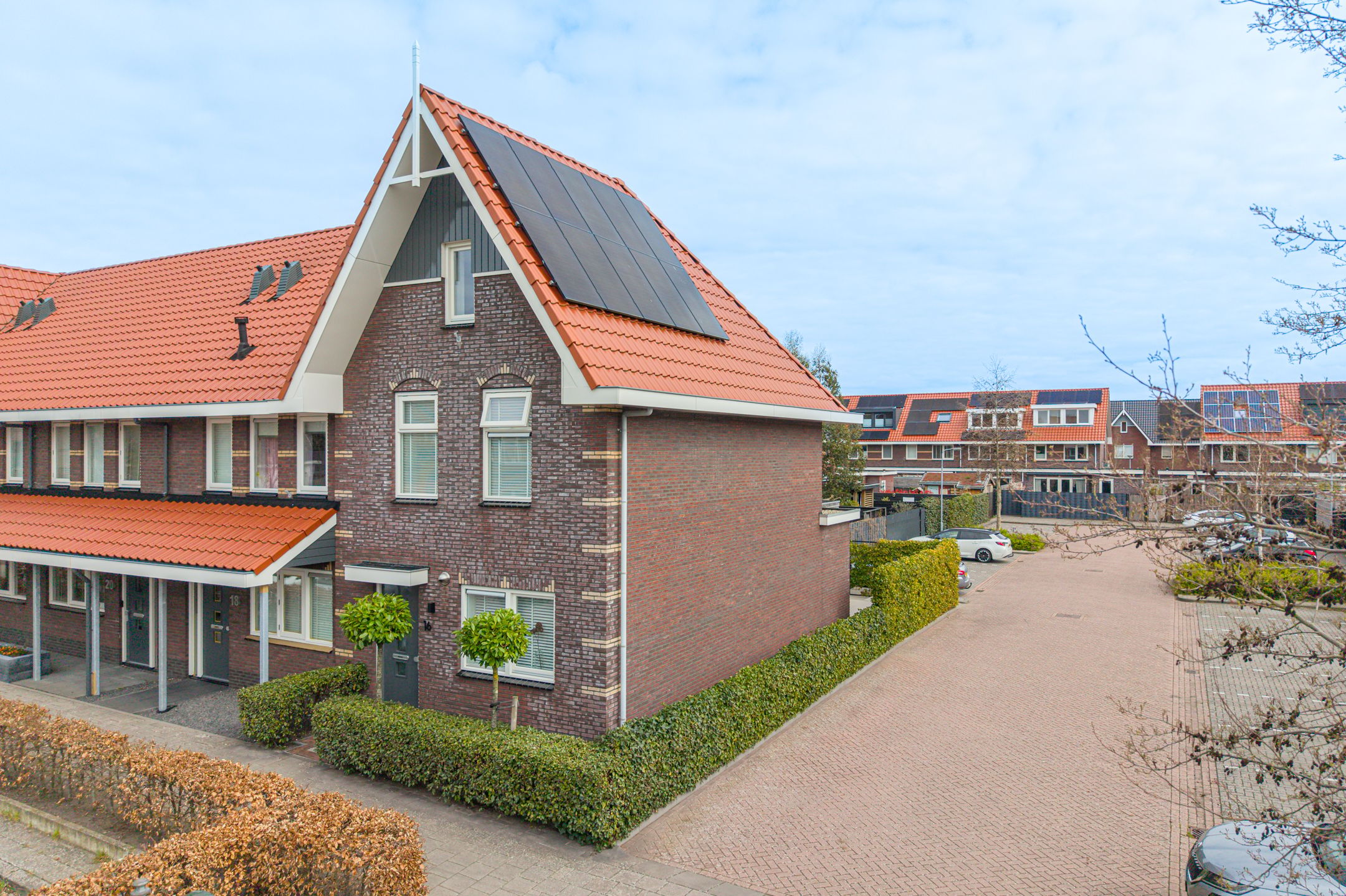 Oranjestraat 16 