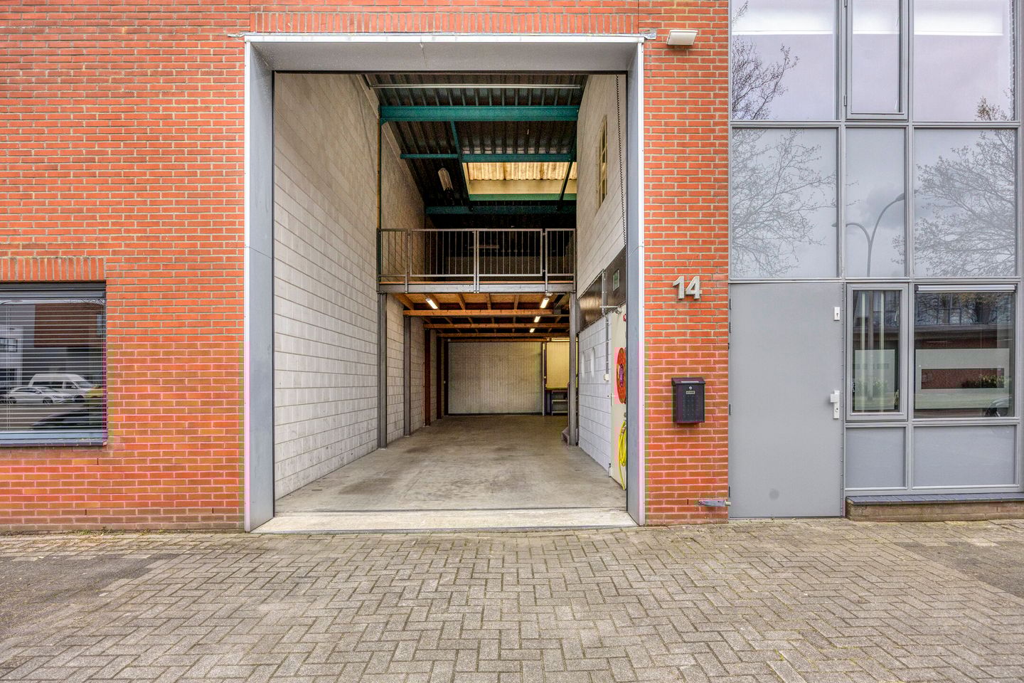 Bekijk foto 4 van Laan van Ambacht 14