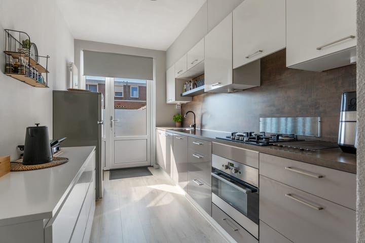 Foto 3 van Weegschaal 16